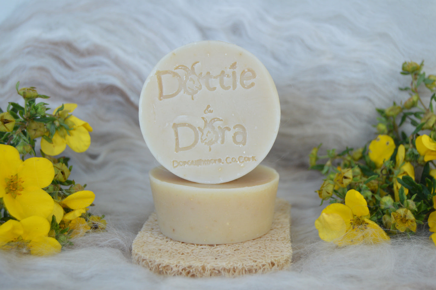 Honey & Oats Goat Milk Soap: Gentle Exfoliation with Natural Moisture